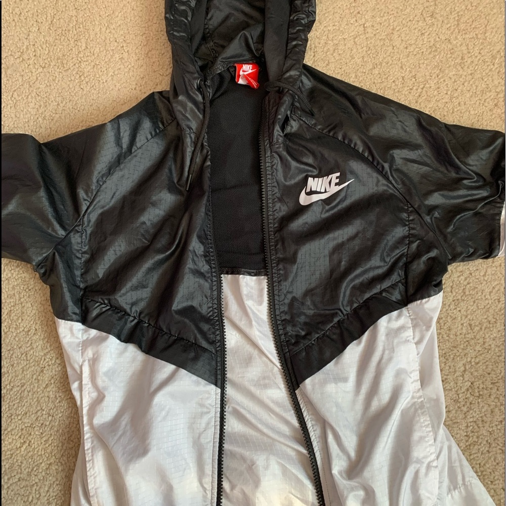 Nike windbreaker